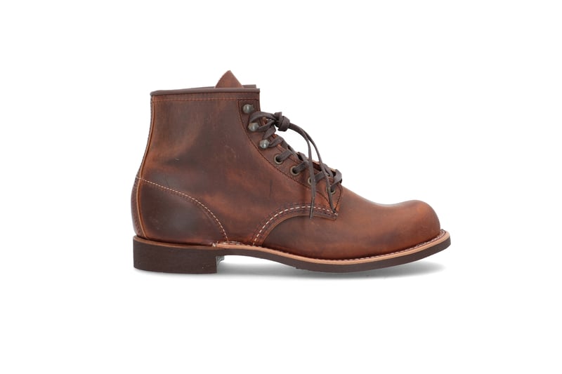 3343 Blacksmith RED WING