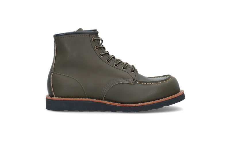 8828 Classic Moc RED WING