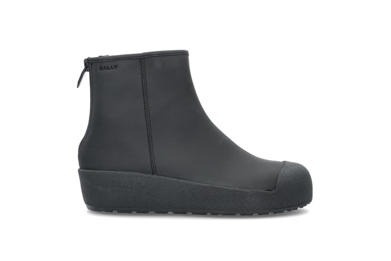 Guard III Curling Boot BALLY Guard III Curling Boot BALLY