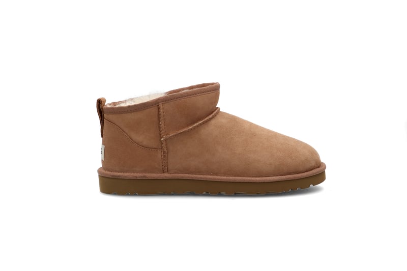 M Classic Ultra Mini UGG