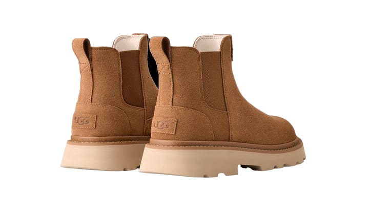 M Chelsea Lug UGG
