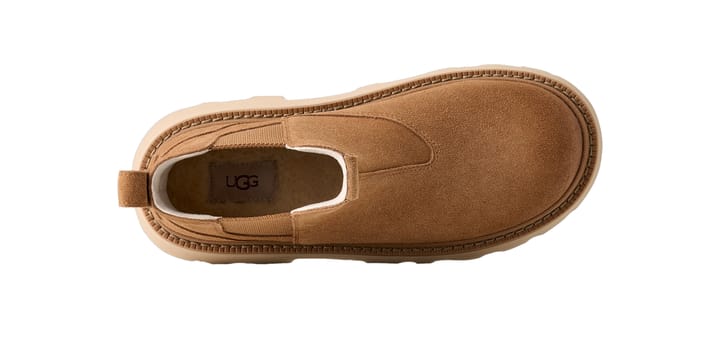 M Chelsea Lug UGG