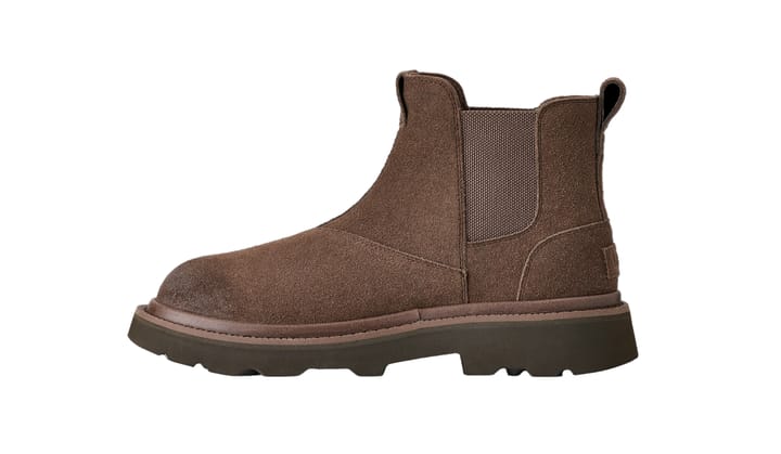 M Chelsea Lug UGG