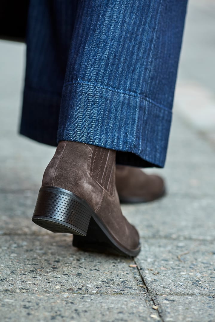 STOCKHOLM DESIGN GROUP 1131 BROWN SUEDE STOCKHOLM DESIGN GROUP STOCKHOLM DESIGN GROUP 1131 BROWN SUEDE STOCKHOLM DESIGN GROUP