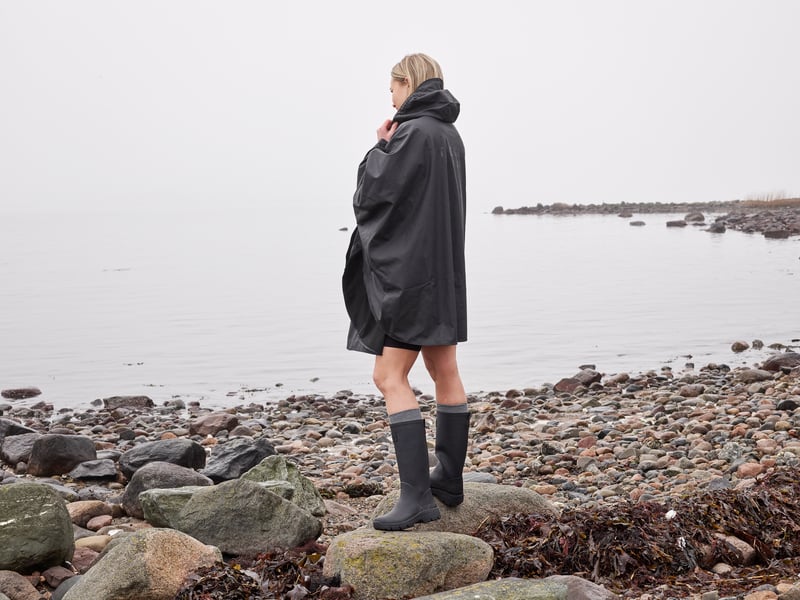 Trendy regnponcho STOCKHOLM DESIGN GROUP