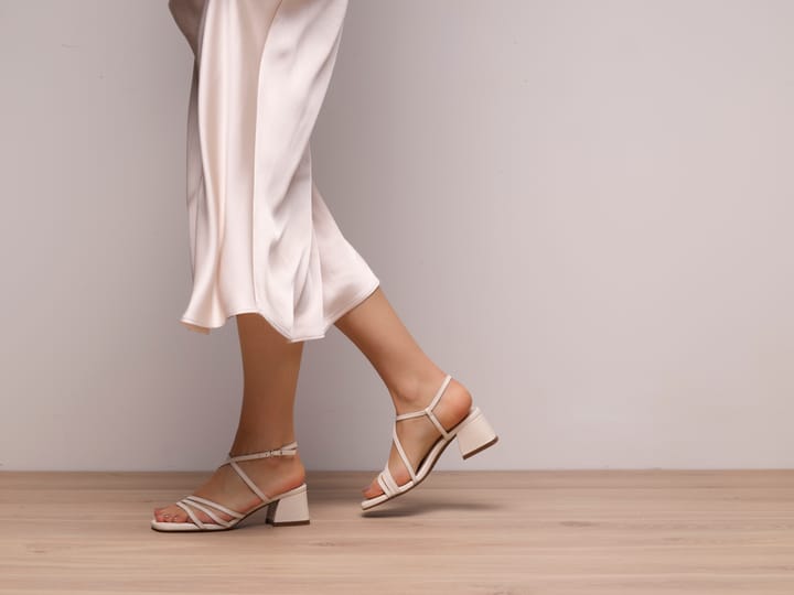 Elegant remsandal STOCKHOLM DESIGN GROUP