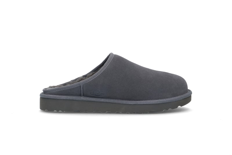 M Classic Slip-On UGG M Classic Slip-On UGG
