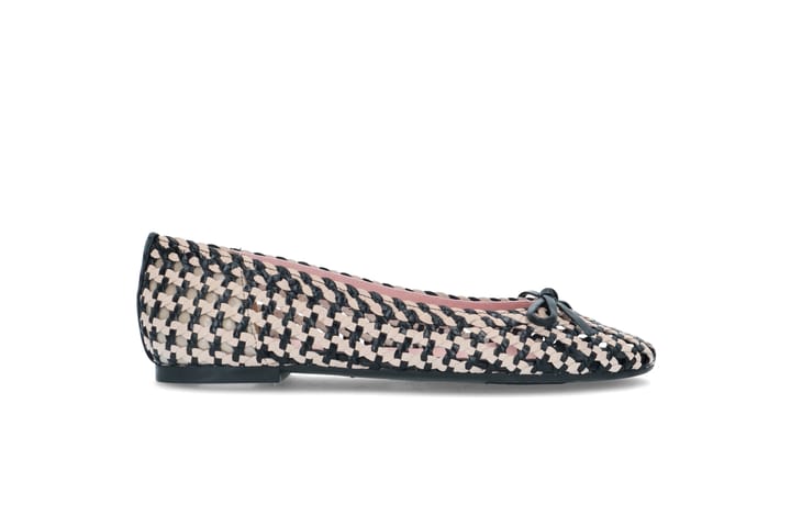 PRETTY BALLERINAS 3196 Black-Zero PRETTY BALLERINAS