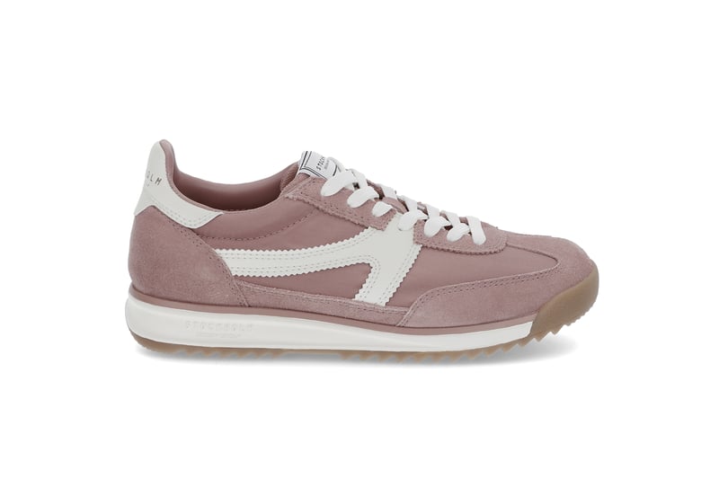 Sporty sneakers STOCKHOLM DESIGN GROUP Sporty sneakers STOCKHOLM DESIGN GROUP