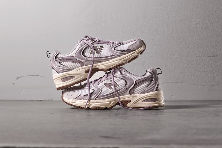 U5307VI NEW BALANCE U5307VI NEW BALANCE