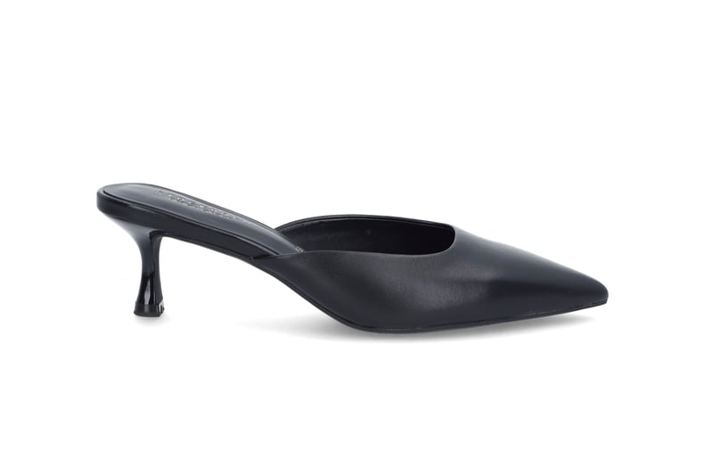 Elegante mules STOCKHOLM DESIGN GROUP Elegante mules STOCKHOLM DESIGN GROUP