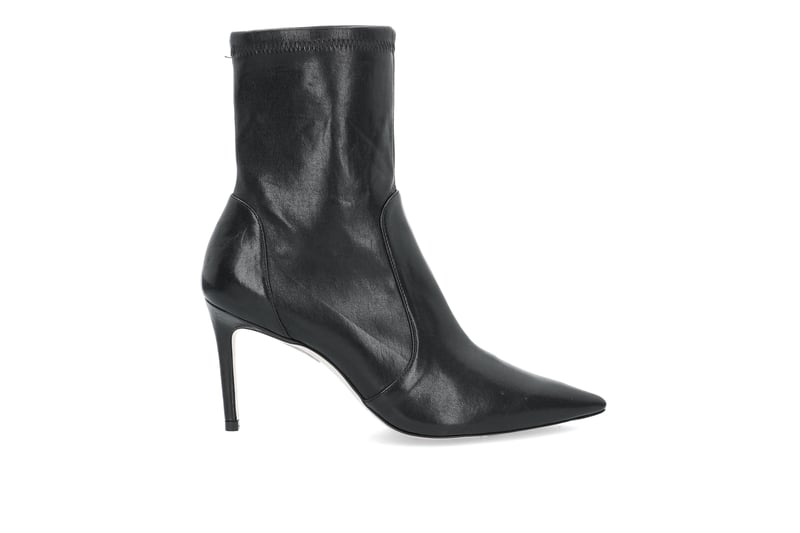 85 Strech Bootie STUART WEITZMAN 85 Strech Bootie STUART WEITZMAN