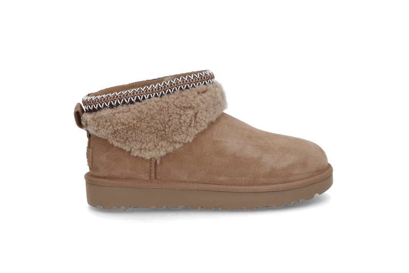 W Classic Ultra Mini Maxi Curly UGG W Classic Ultra Mini Maxi Curly UGG