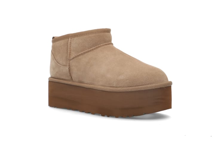 W Classic Ultra Mini Platform UGG W Classic Ultra Mini Platform UGG
