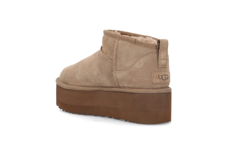 W Classic Ultra Mini Platform UGG W Classic Ultra Mini Platform UGG