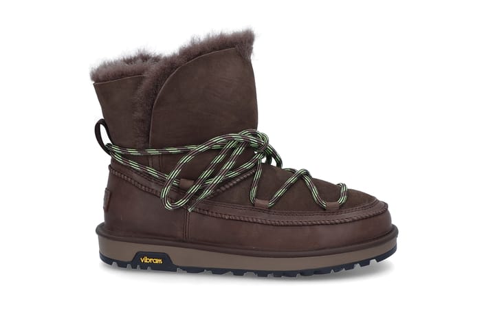 W Classic Tread Boot UGG