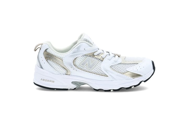 NEW BALANCE 6735 White NEW BALANCE