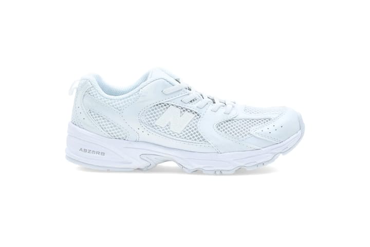 NEW BALANCE 6732 White NEW BALANCE