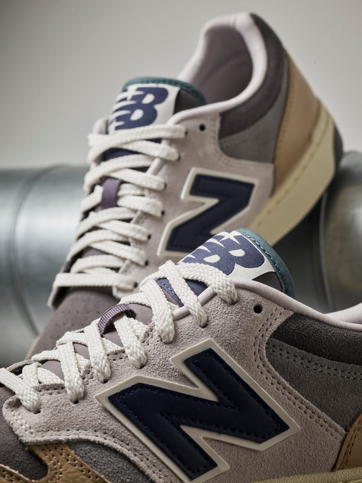 NEW BALANCE 6042 Castlerock NEW BALANCE NEW BALANCE 6042 Castlerock NEW BALANCE