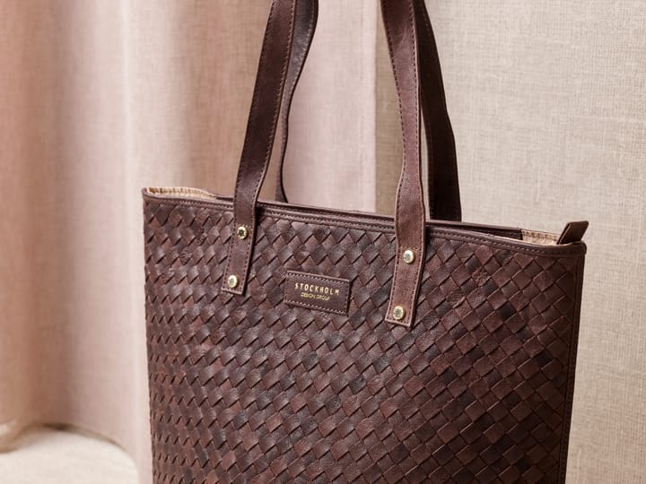 SDG  M.Brun STOCKHOLM DESIGN GROUP SDG  M.Brun STOCKHOLM DESIGN GROUP