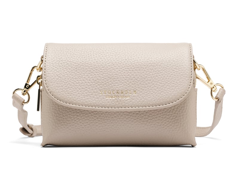 Crossbody veske i skinn STOCKHOLM DESIGN GROUP Crossbody veske i skinn STOCKHOLM DESIGN GROUP