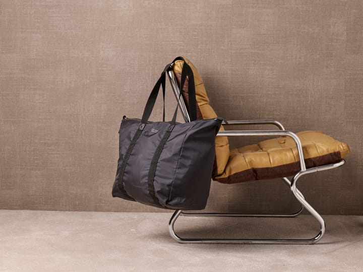 Praktisk veske STOCKHOLM DESIGN GROUP
