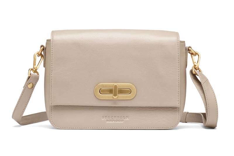 Praktisk crossbody veske STOCKHOLM DESIGN GROUP