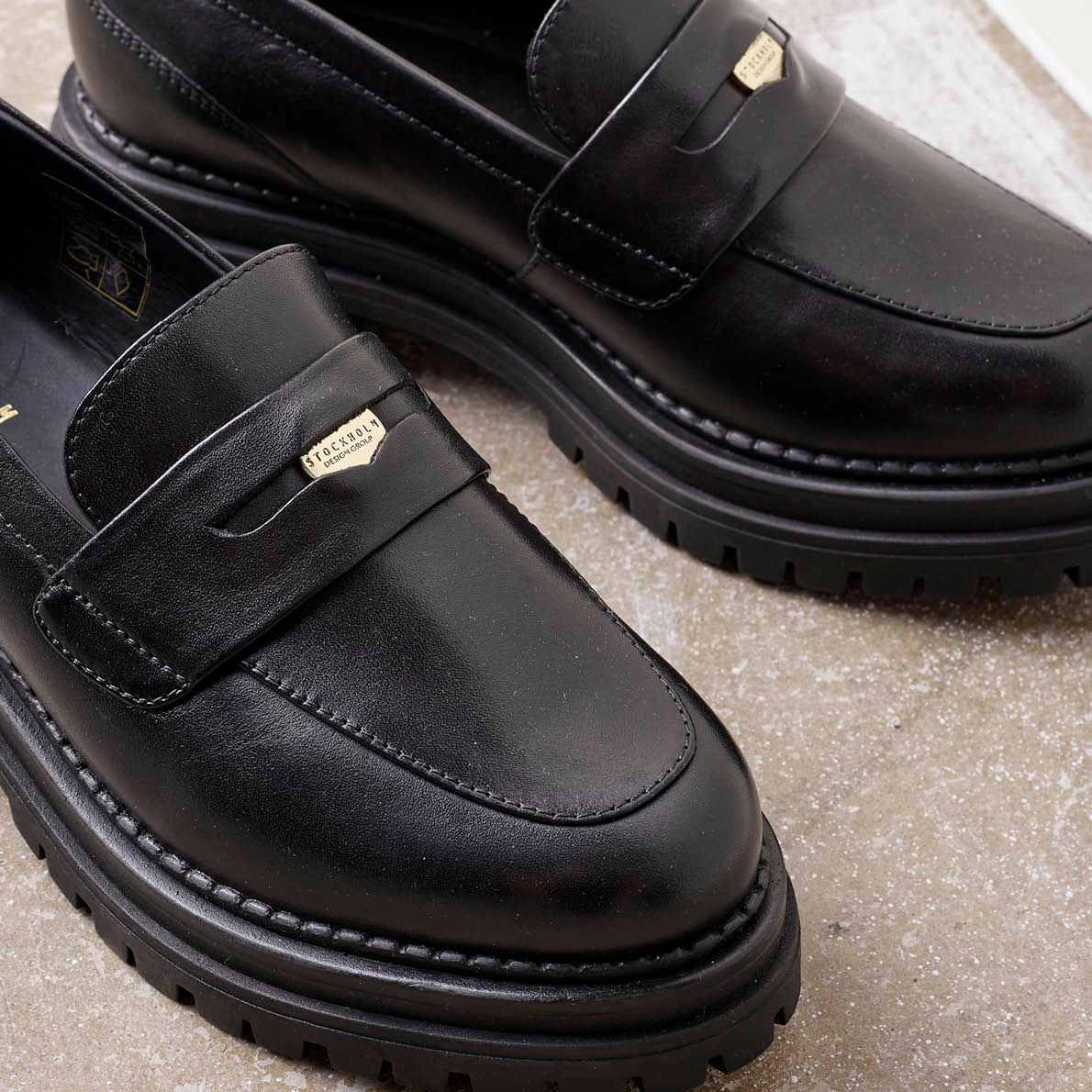 nærbilde av loafers
